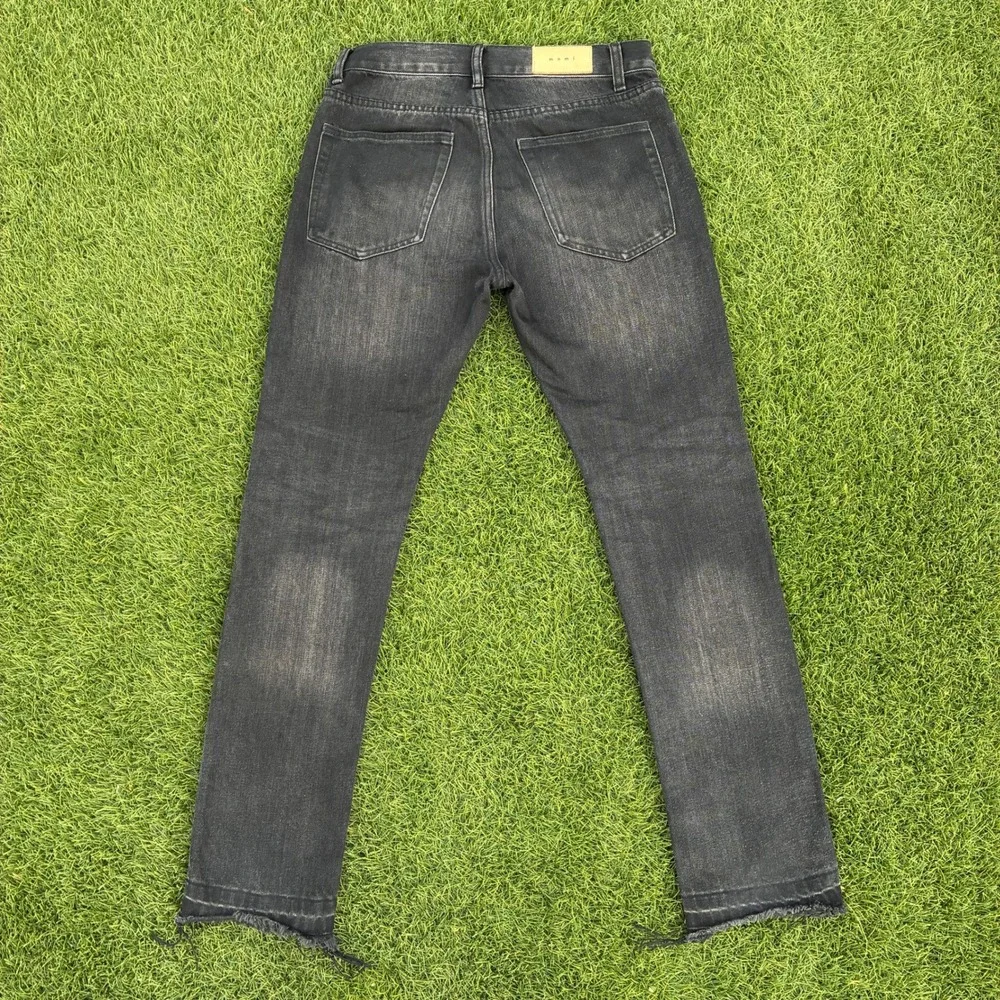 MNML Mens 32x32 Faded Black Raw Hem Straight Leg Slim Fit Jeans Streetwear
